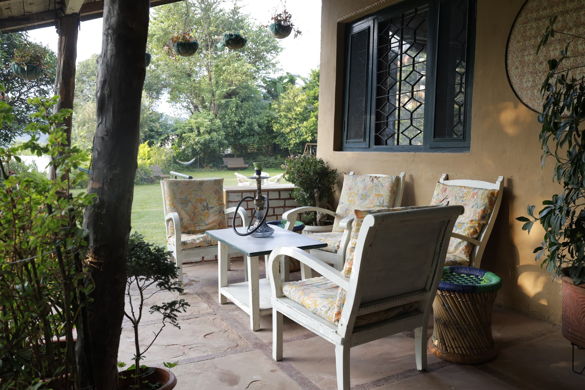 Dining area in daylight at Green Glen — open and bright